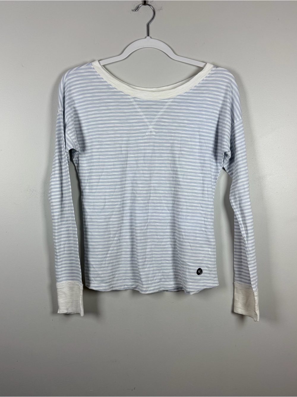 New Abercrombie & Fitch White Light Blue Striped LS Cotton Soft AF Tee Shirt XS